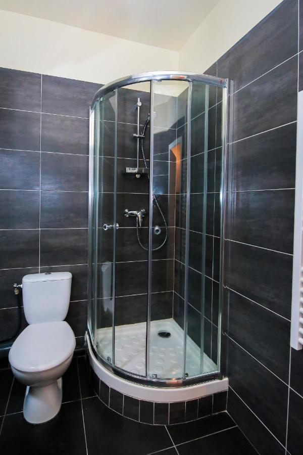 Le Zebre, T1 Hypercentre Chic Et Cosy, Wifi Par Sovalfi Apartment Saint-Etienne  Exterior photo