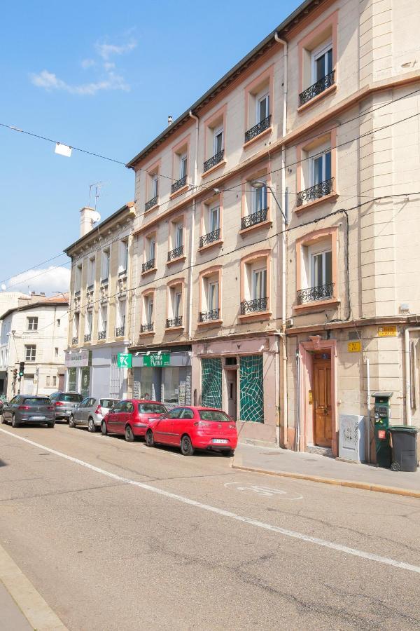 Le Zebre, T1 Hypercentre Chic Et Cosy, Wifi Par Sovalfi Apartment Saint-Etienne  Exterior photo